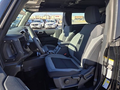 2025 Ford Bronco Base