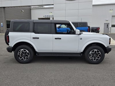2026 Ford Bronco Outer Banks®