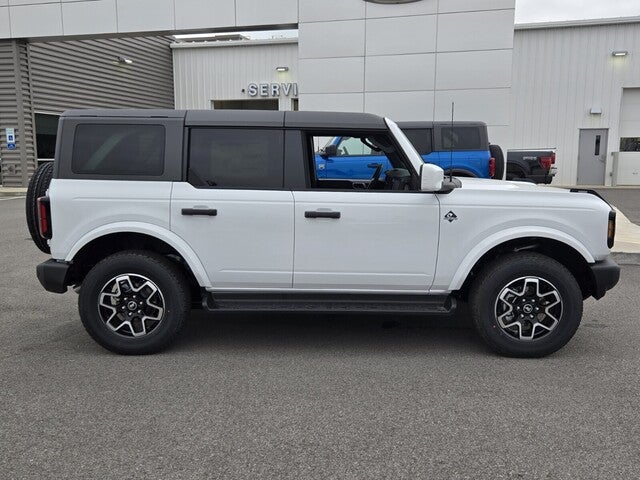 2026 Ford Bronco Outer Banks®