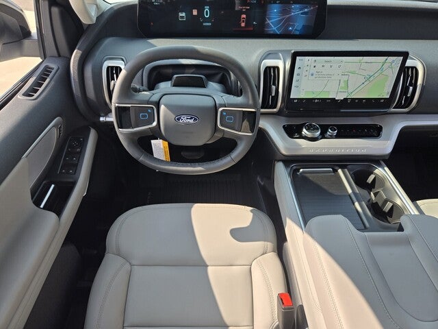 2027 Ford Expedition Active