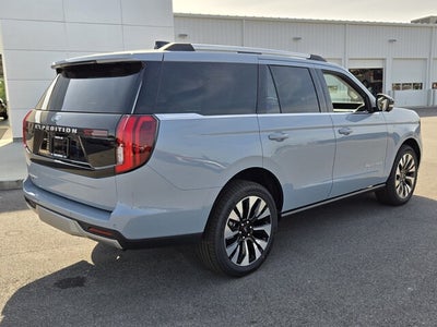 2026 Ford Expedition Platinum®