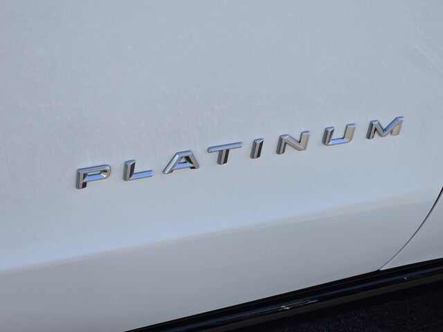 2025 Ford Expedition Platinum®