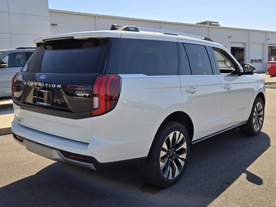 2025 Ford Expedition Platinum®