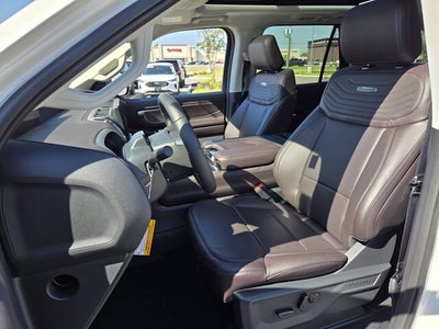 2025 Ford Expedition Platinum®