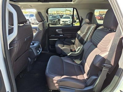 2025 Ford Expedition Platinum®