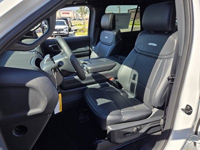 2025 Ford Expedition Platinum®