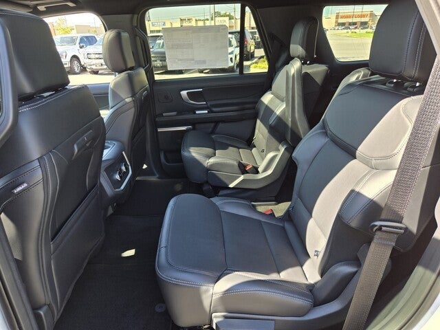 2025 Ford Expedition Platinum®