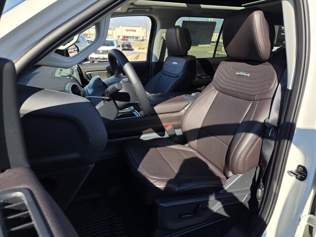 2026 Ford Expedition Platinum®