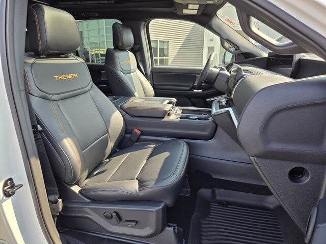 2025 Ford Expedition TREMOR®