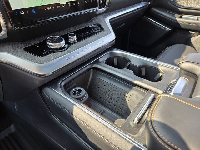 2025 Ford Expedition TREMOR®