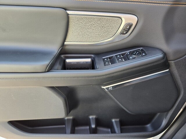 2025 Ford Expedition TREMOR®