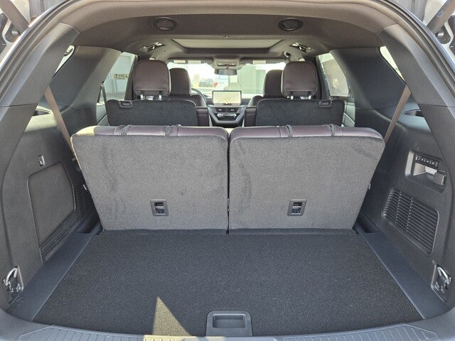 2027 Ford Explorer Platinum™