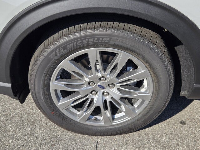 2027 Ford Explorer Platinum™