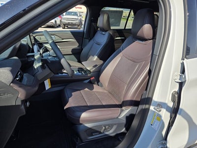 2027 Ford Explorer Platinum™