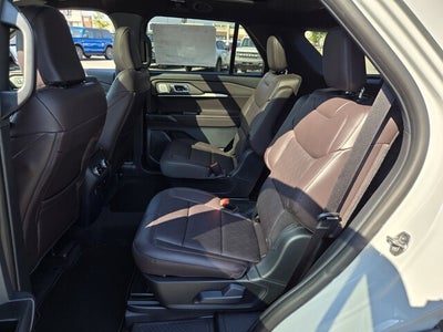 2027 Ford Explorer Platinum™