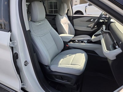 2026 Ford Explorer Platinum™