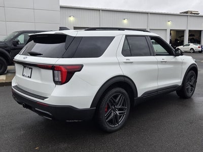 2027 Ford Explorer ST-Line