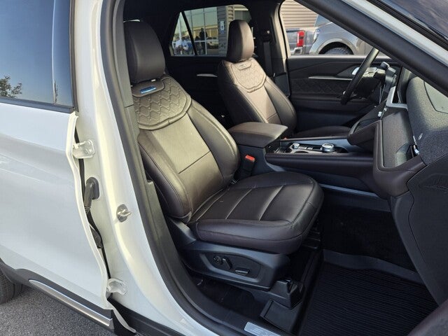 2027 Ford Explorer Platinum™