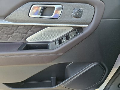 2027 Ford Explorer Platinum™