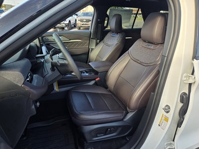 2027 Ford Explorer Platinum™