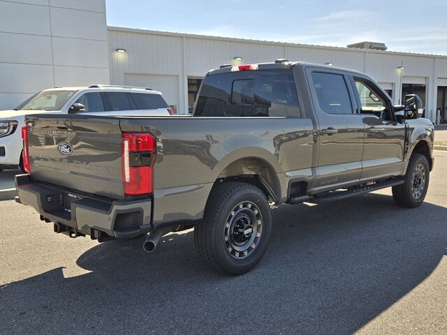 2027 Ford Super Duty F-250® XLT