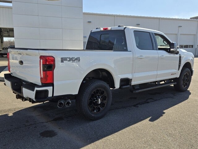 2026 Ford Super Duty F-350® Lariat®