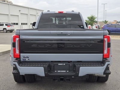 2026 Ford Super Duty F-350® Platinum®