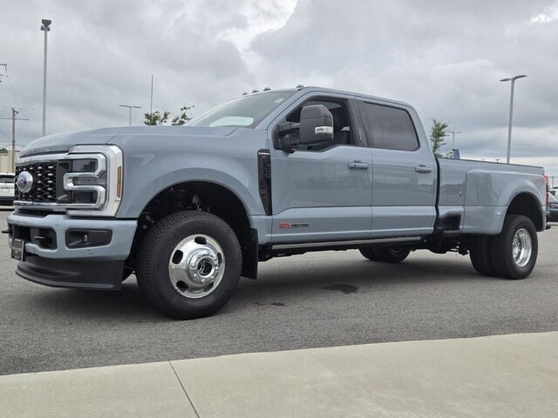 2026 Ford Super Duty F-350® Platinum®