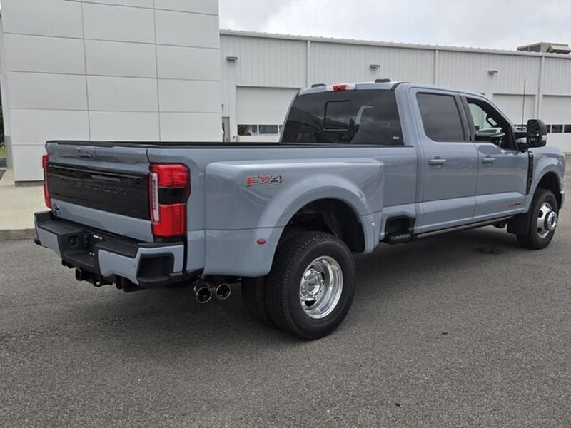 2026 Ford Super Duty F-350® Platinum®