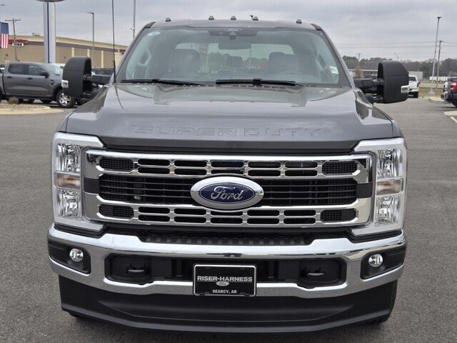 2026 Ford Super Duty F-350® XLT