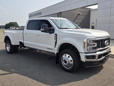 2026 Ford Super Duty F-450® Lariat®