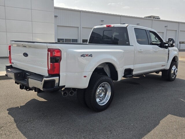 2026 Ford Super Duty F-450® Lariat®