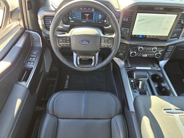 2025 Ford F-150 Platinum®