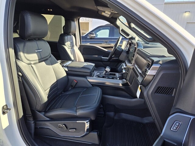 2025 Ford F-150 Platinum®