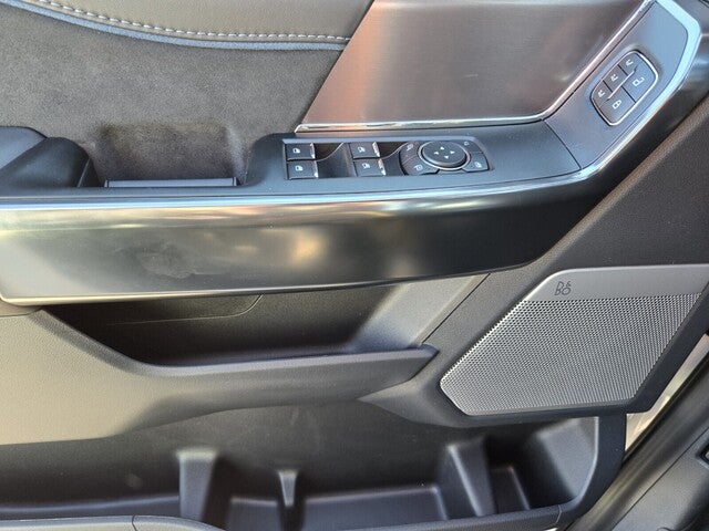 2025 Ford F-150 Platinum®