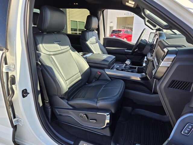 2025 Ford F-150 Platinum®