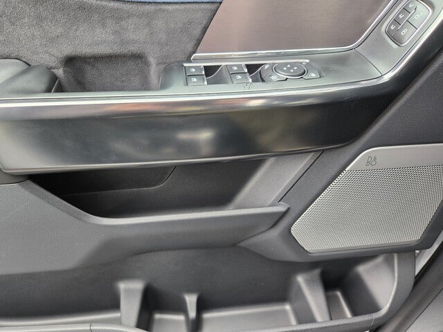 2025 Ford F-150 Platinum®