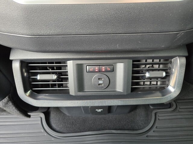 2025 Ford F-150 Platinum®