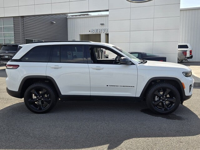 2023 Jeep Grand Cherokee Laredo