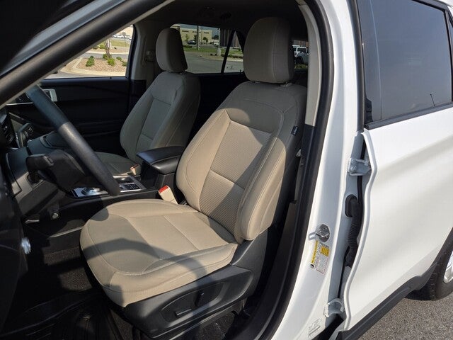 2021 Ford Explorer Base