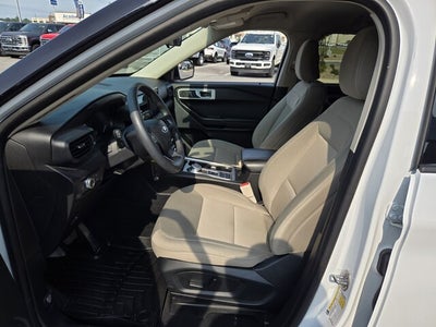 2021 Ford Explorer Base