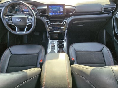 2023 Ford Explorer ST-Line