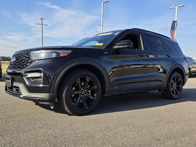 2023 Ford Explorer ST-Line