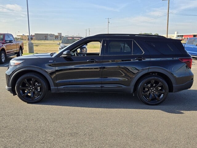 2023 Ford Explorer ST-Line