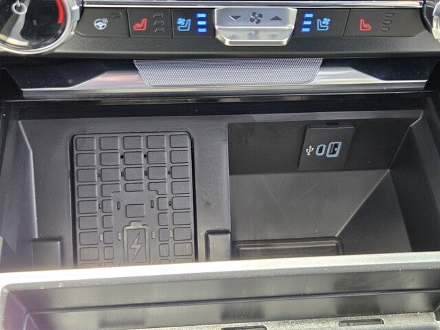 2025 Ford F-450 PLATINUM 4WD CREW CAB 8' BOX