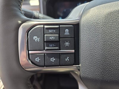 2025 Ford F-450 PLATINUM 4WD CREW CAB 8' BOX
