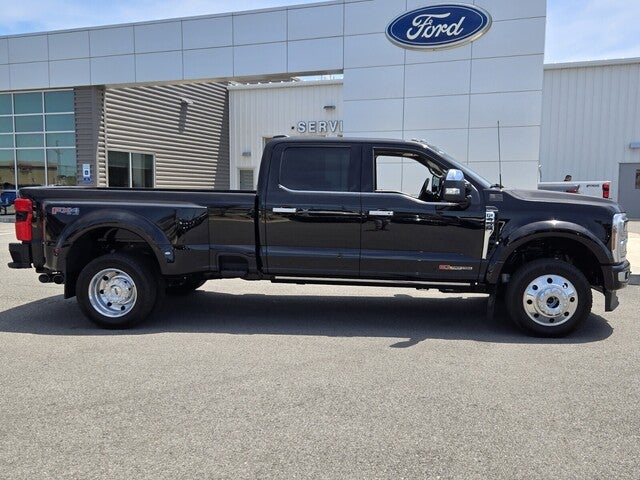 2025 Ford F-450 PLATINUM 4WD CREW CAB 8' BOX