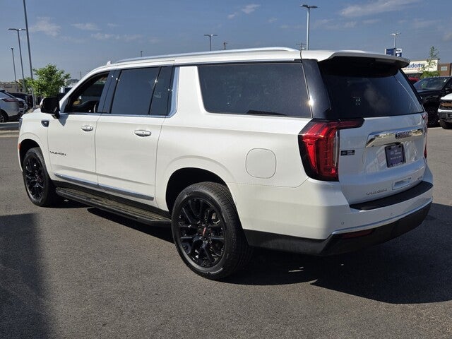 2022 GMC Yukon XL SLT
