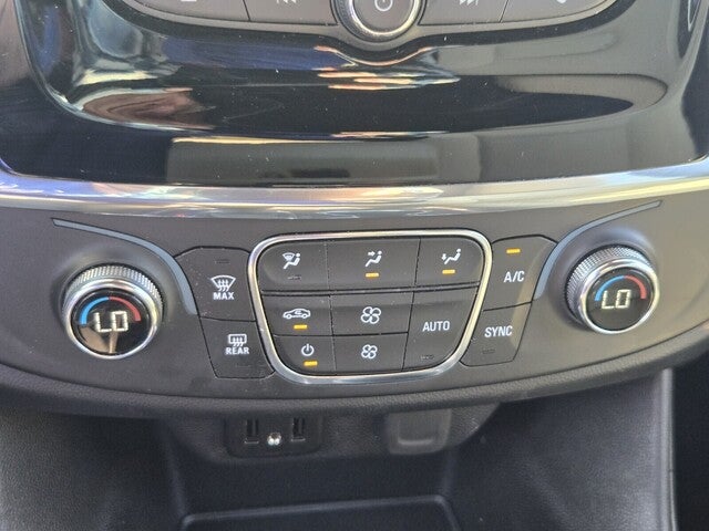2023 Chevrolet Traverse LS w/1LS