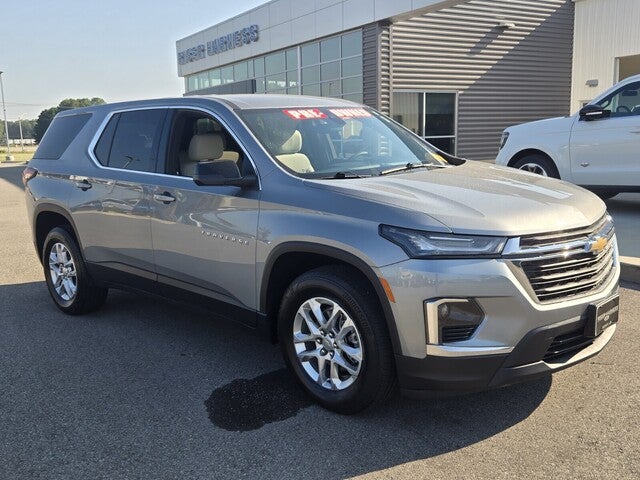 2023 Chevrolet Traverse LS w/1LS